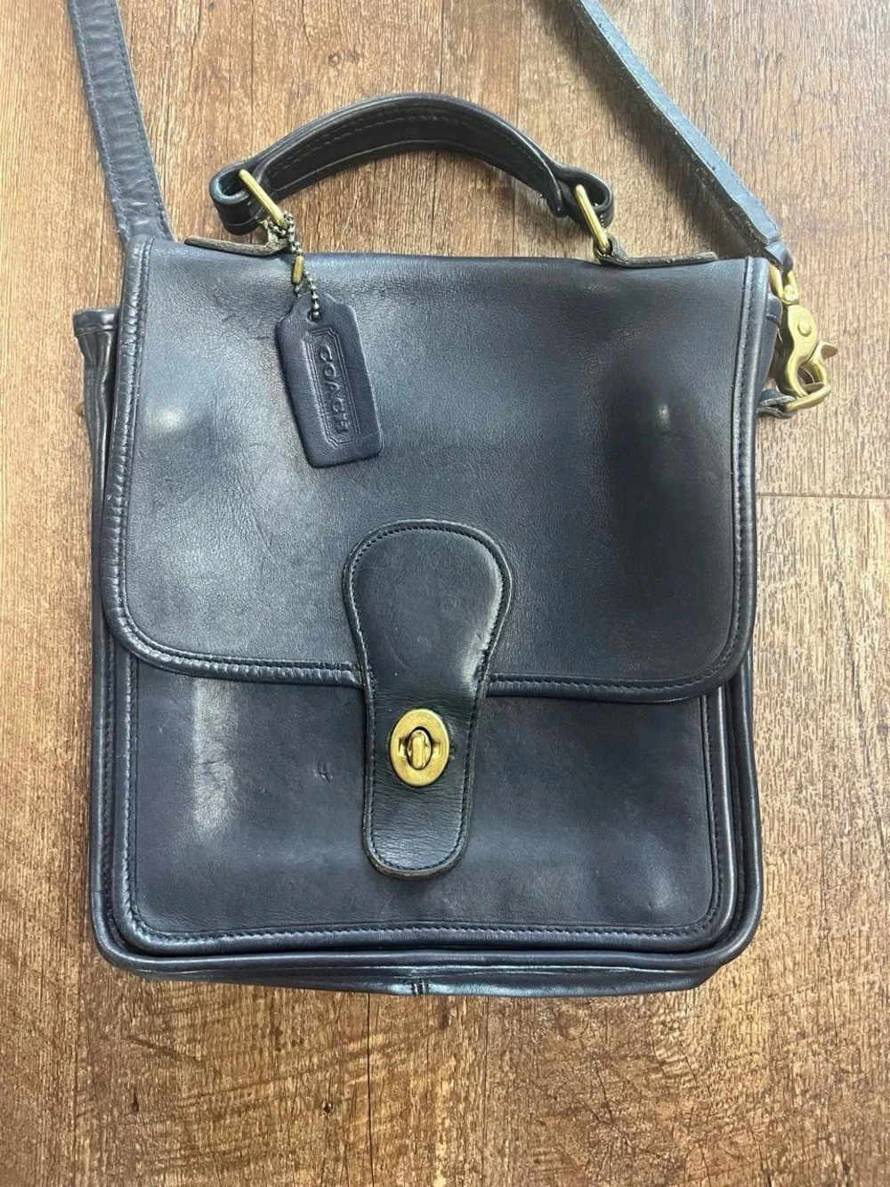 Vintage coach station bag